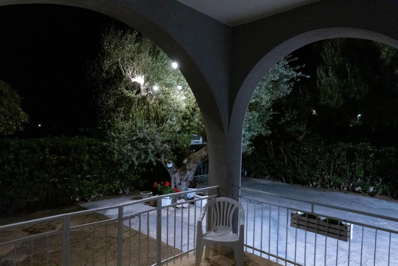 Villa Marisole Торе Кане Екстериор снимка